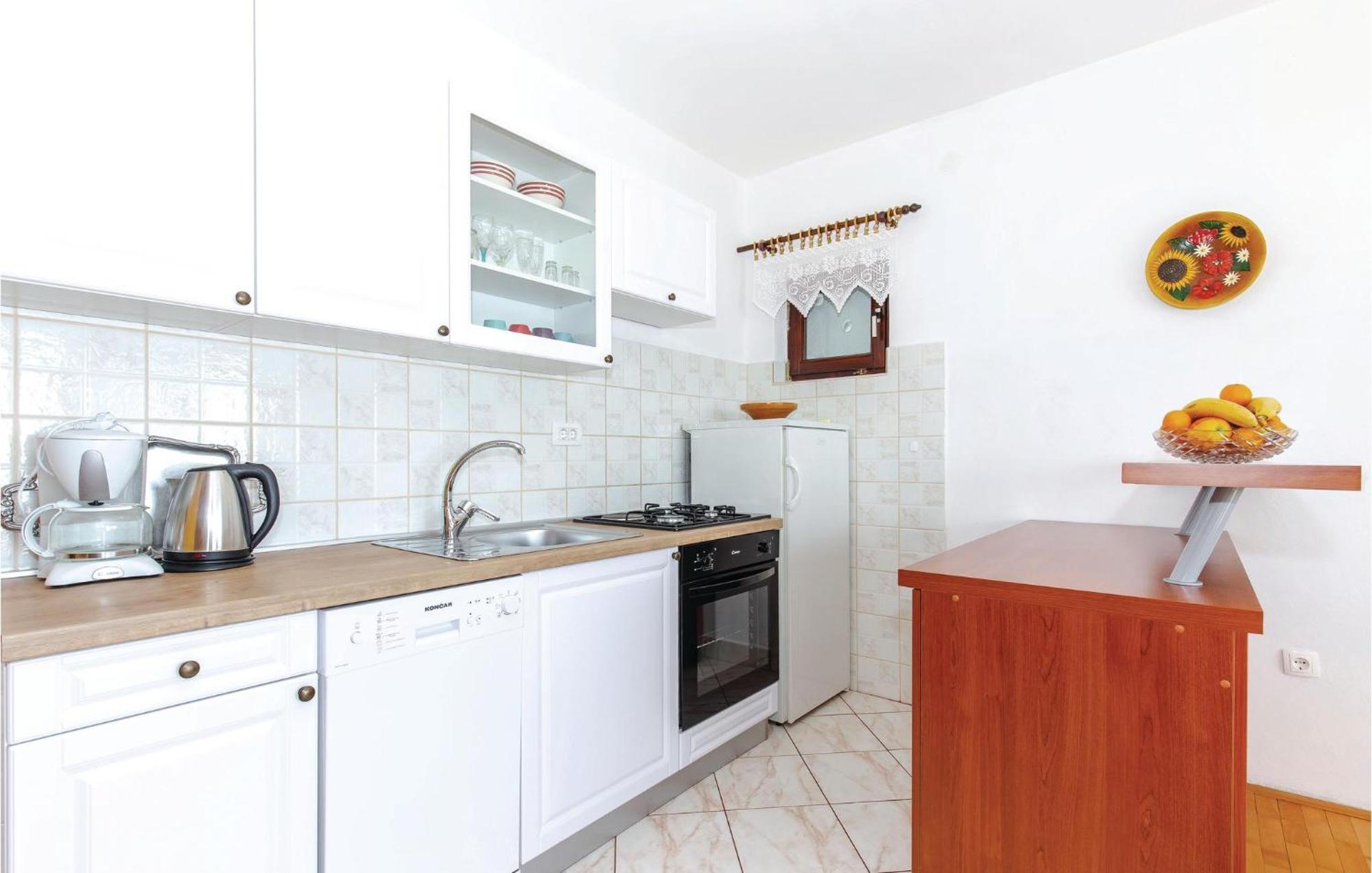 Stunning Apartment In Novi Vinodolski With Wifi Zewnętrze zdjęcie