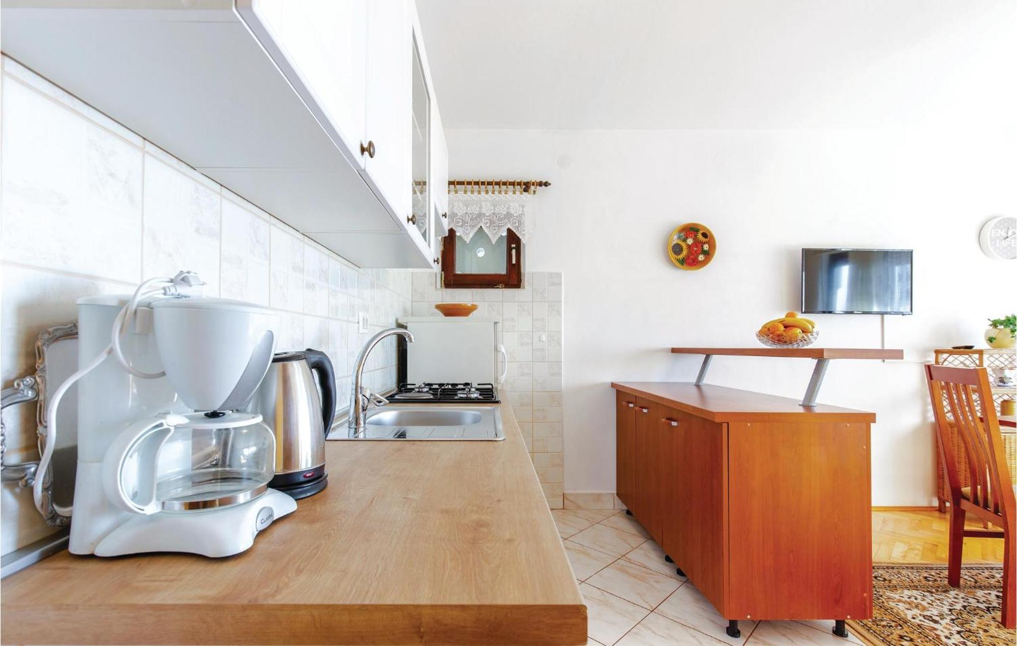 Stunning Apartment In Novi Vinodolski With Wifi Zewnętrze zdjęcie